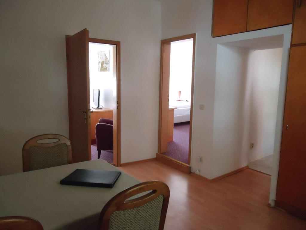 Hotel Schweizer Hof Halle  الغرفة الصورة