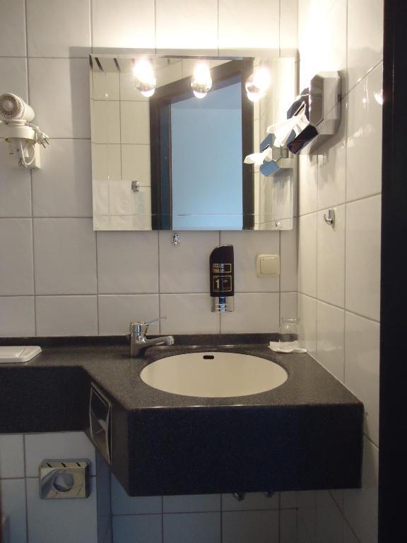 Hotel Schweizer Hof Halle  الغرفة الصورة