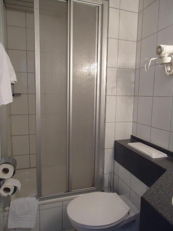 Hotel Schweizer Hof Halle  الغرفة الصورة