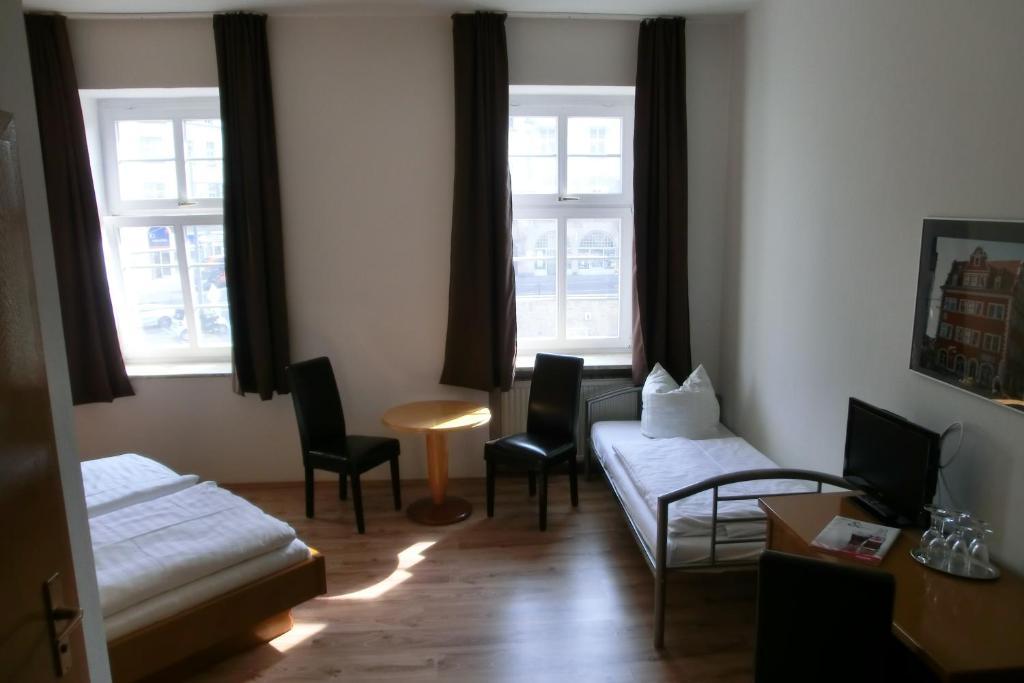 Hotel Schweizer Hof Halle  الغرفة الصورة